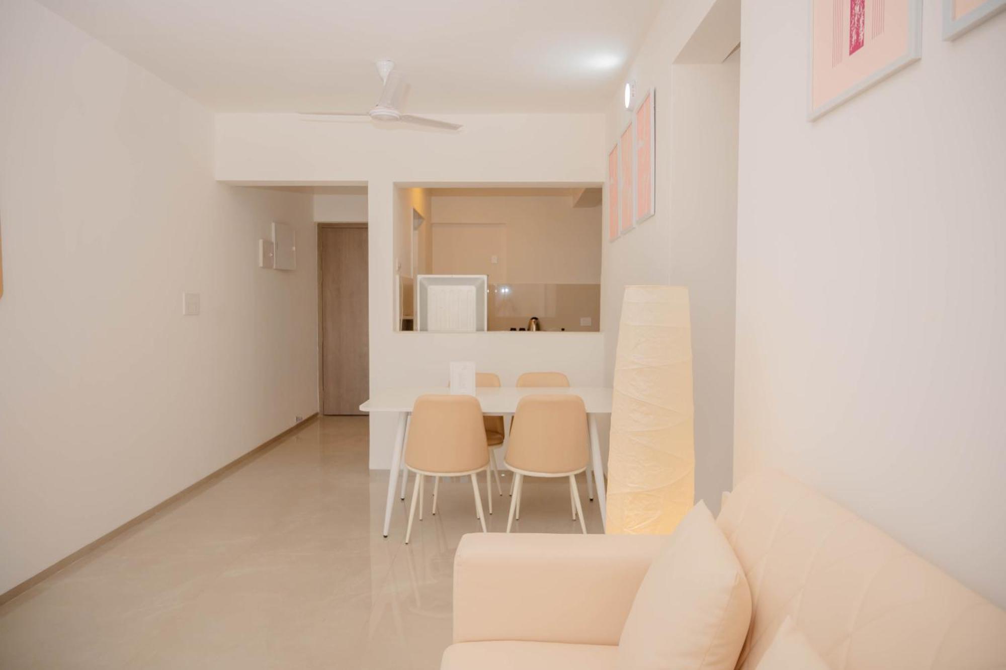 Z Bliss Suites, Bkc Mumbai Eksteriør bilde