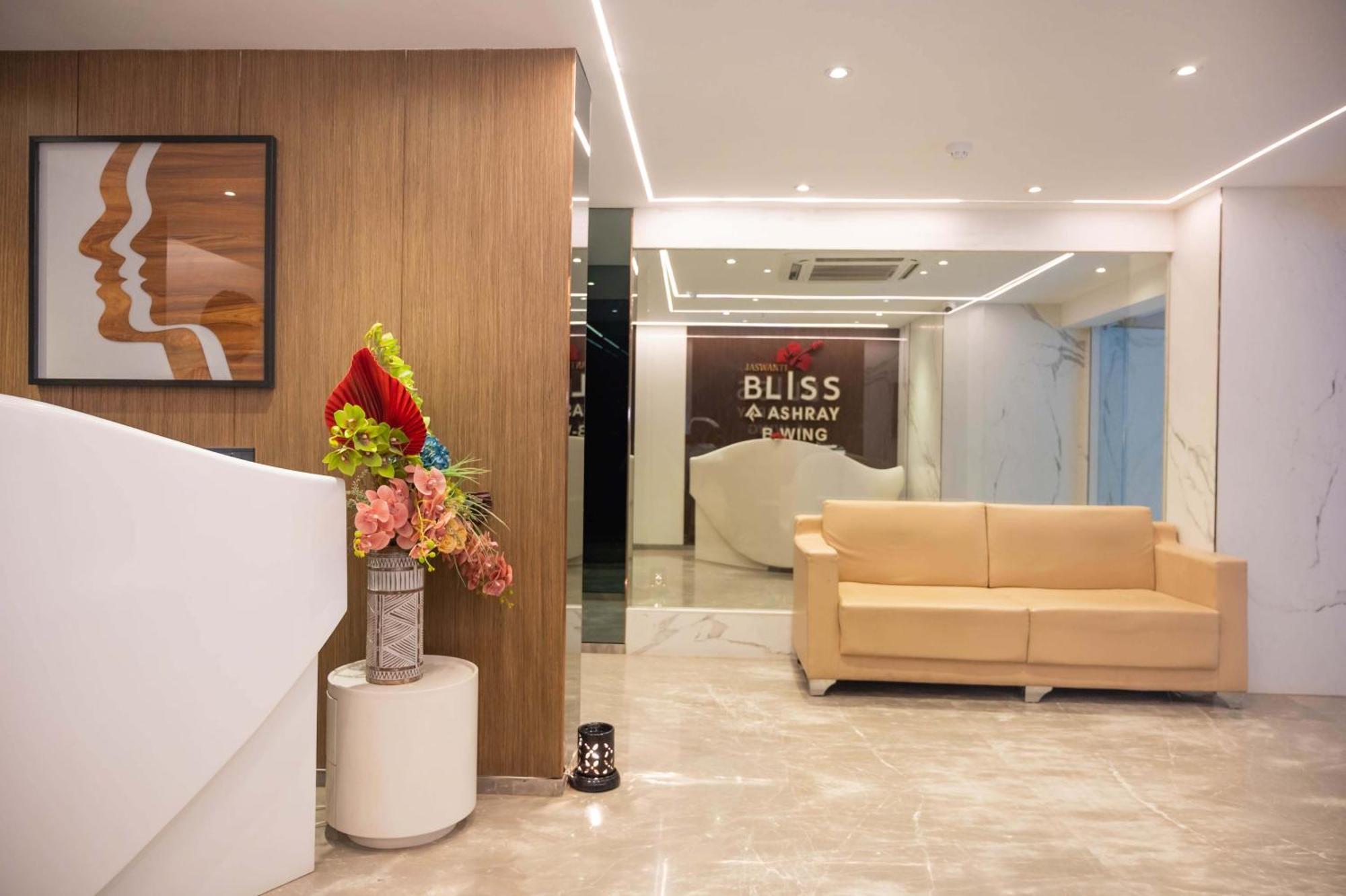 Z Bliss Suites, Bkc Mumbai Eksteriør bilde